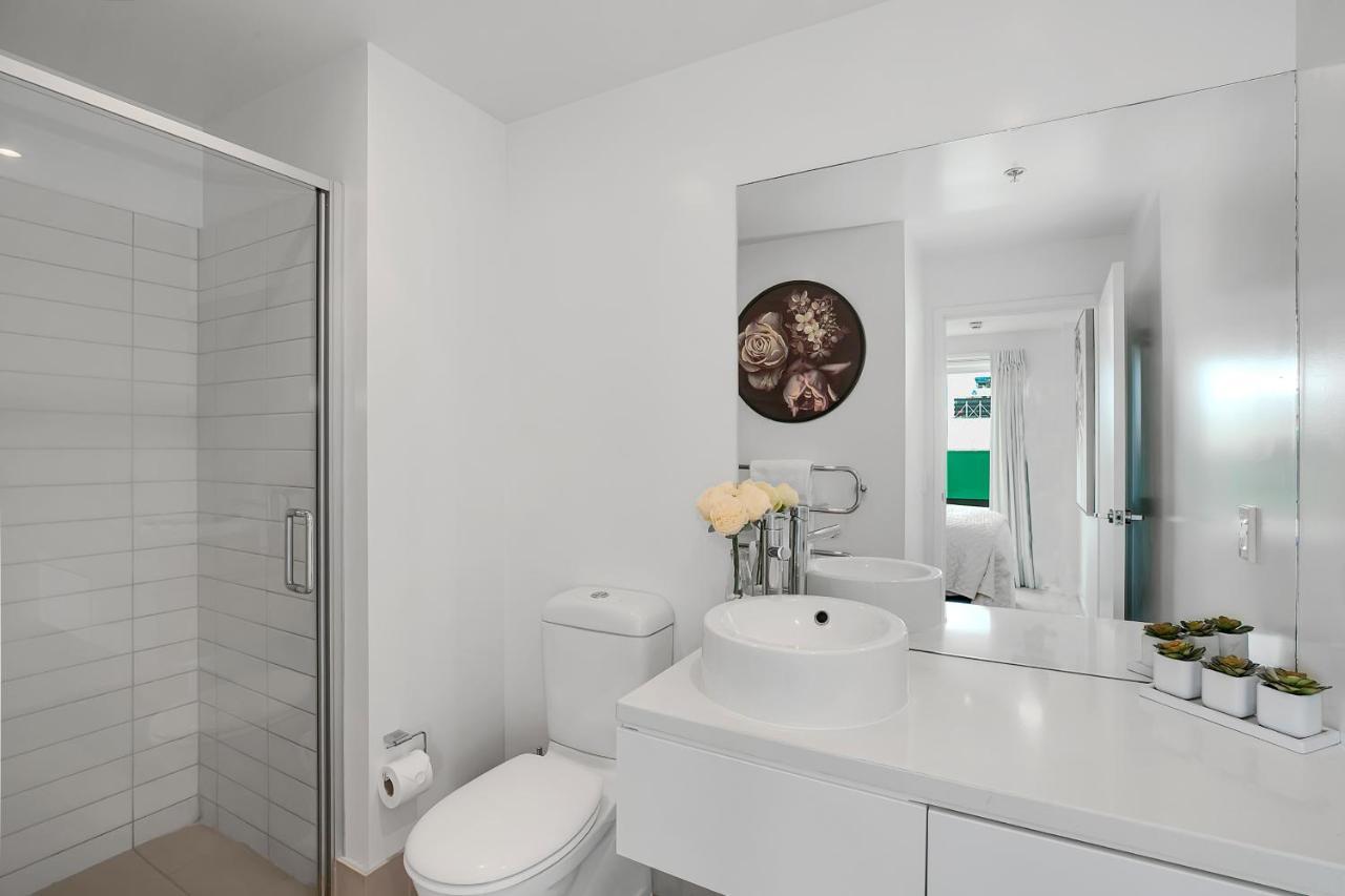 Dockside Deluxe + Cp! Apartment Auckland Exterior photo